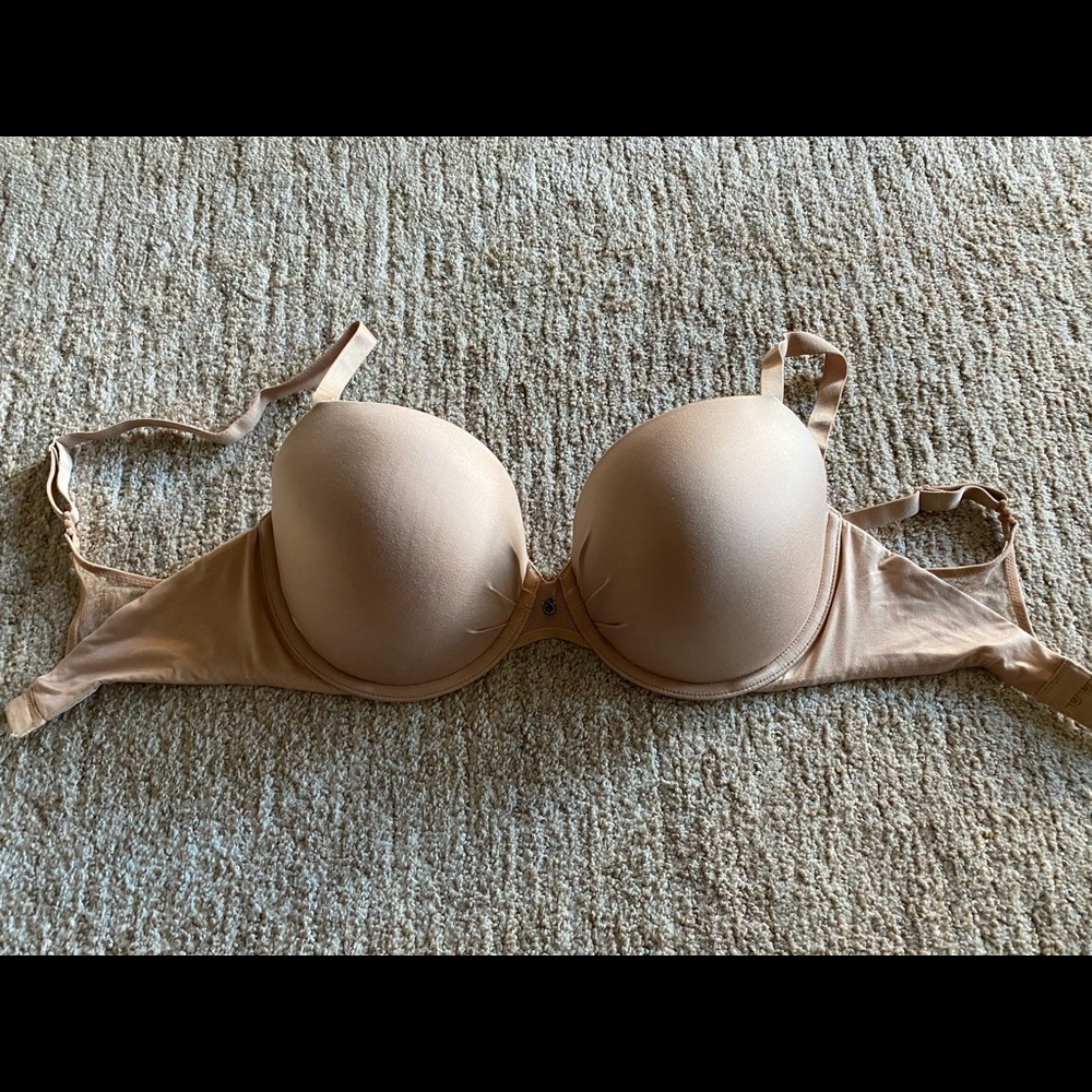 Victoria’s Secret Lined Demi Bra 32DDD